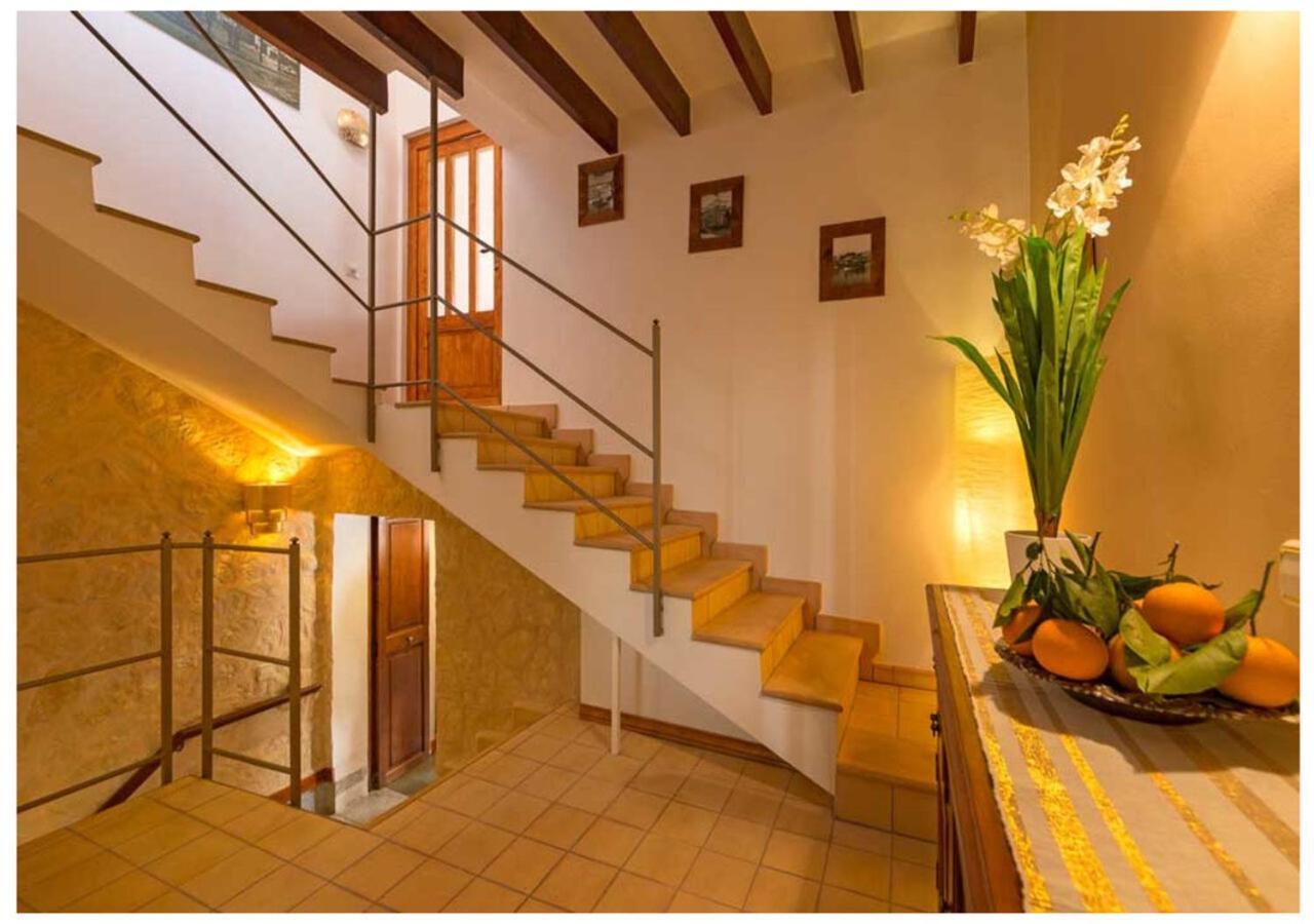Boutique Hostal "Born53" Im Stadtkern Von Llucmajor, Mallorca Aparthotel Llucmajor  Exterior foto