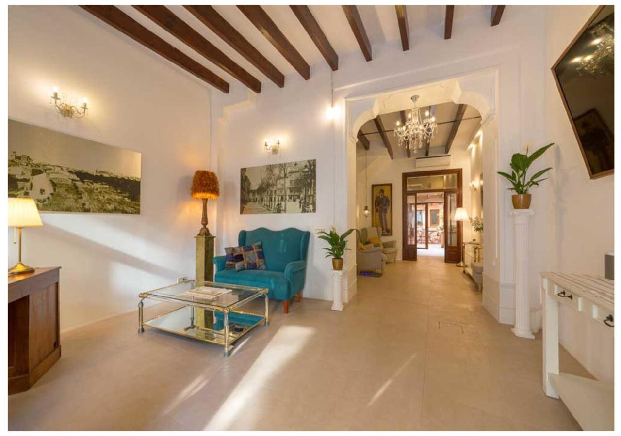 Boutique Hostal "Born53" Im Stadtkern Von Llucmajor, Mallorca Aparthotel Llucmajor  Exterior foto