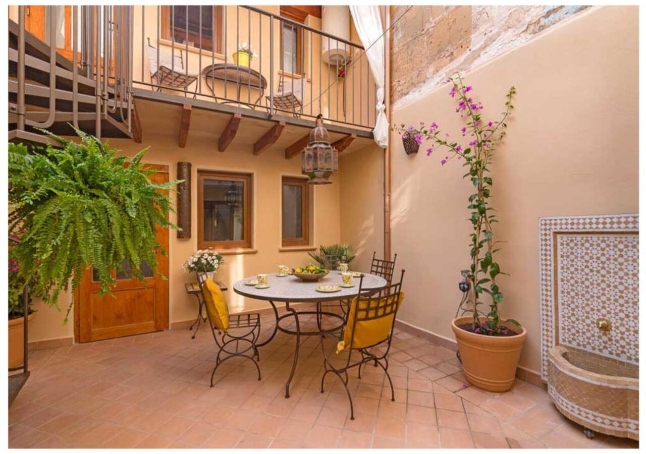 Boutique Hostal "Born53" Im Stadtkern Von Llucmajor, Mallorca Aparthotel Llucmajor  Exterior foto